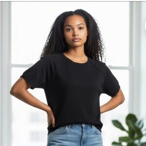 Neiman Marcus Cashmere Short Sleeve Top with Back Zipper pull EUC size large